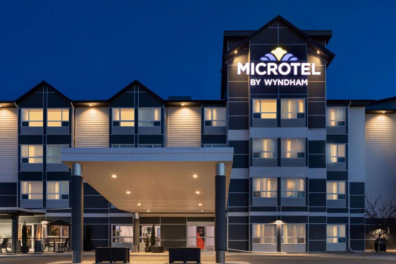Microtel Inn And Suites By Wyndham Weyburn Extérieur photo
